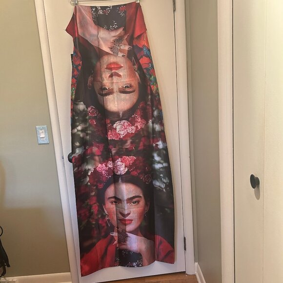 NWT Frida Kahlo silky scarf - Picture 10 of 11